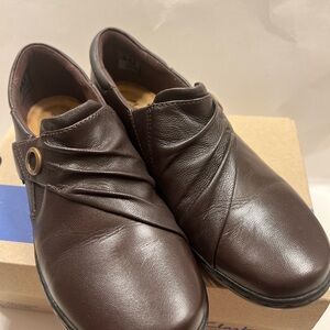 Clarks Cora Dark Brown Slip-On Casual Shoes Leather Upper size 7.5M